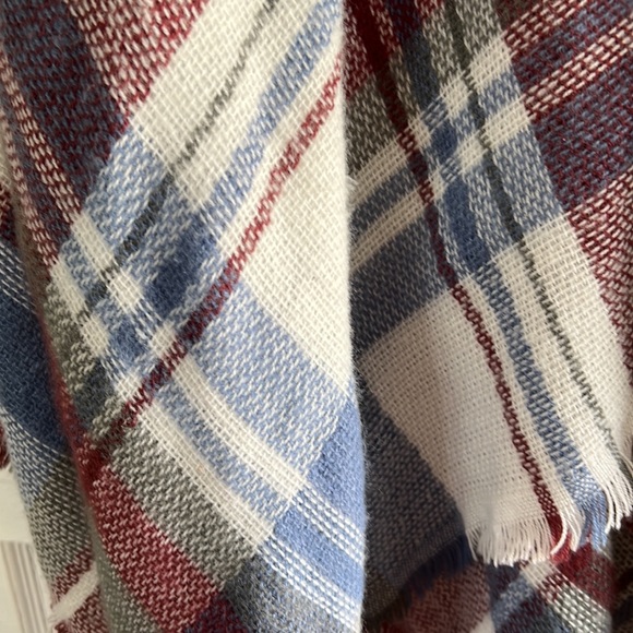 Ln Womens blanket scarf/shawl - Picture 2 of 3